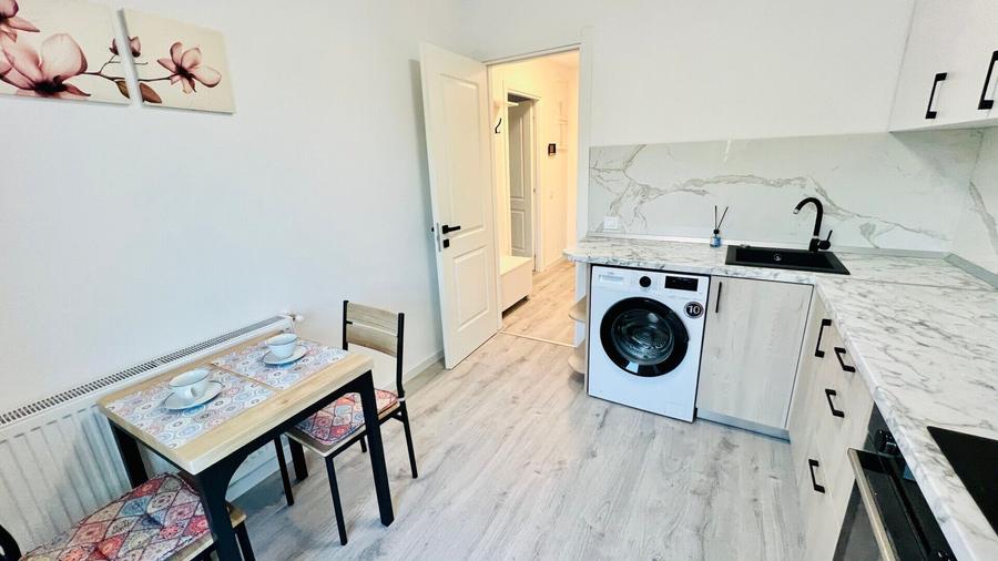 APARTAMENT CU PRELUARE CHIRIASI, DECOMANDAT, POITIERS TOWERS