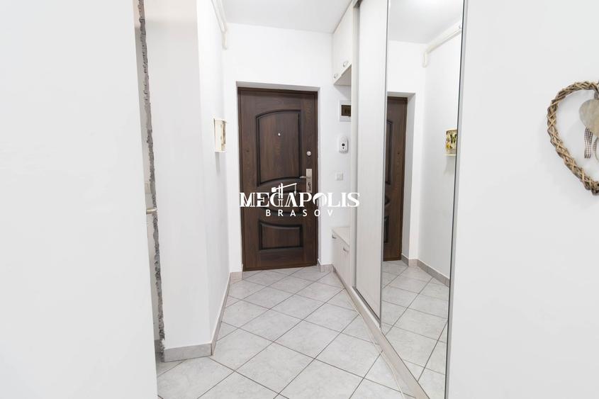 Apartament 2 Camere Decomandat / Etaj Intermediar Sanpetru