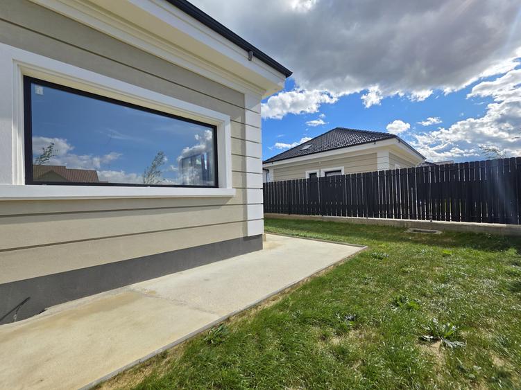 Casa individuala cu 4 camere, teren 500mp, zona Primaverii, Rasnov