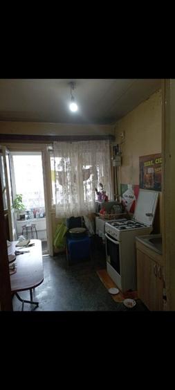 Apartament 3 camere  decomandat – Militari - Veteranilor