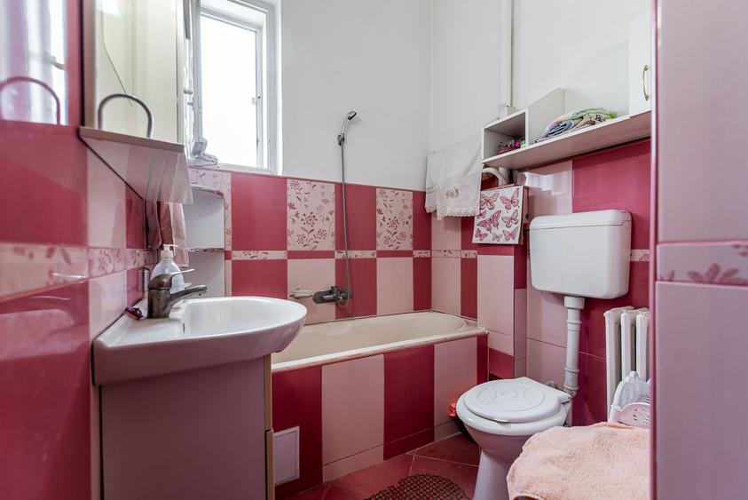 Apartament 3 camere, etaj 1, ultracentral (clădire cu 4 apartamente)