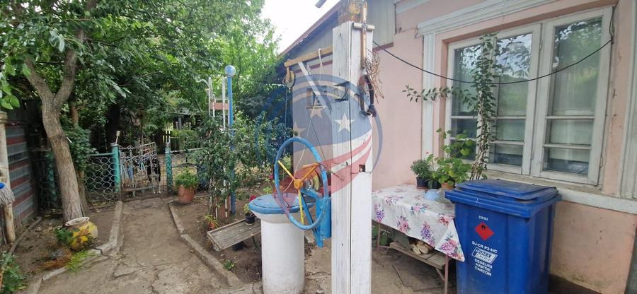 Casă parter cu teren generos de 595 mp, în Șimnicul de Jos – Craiova