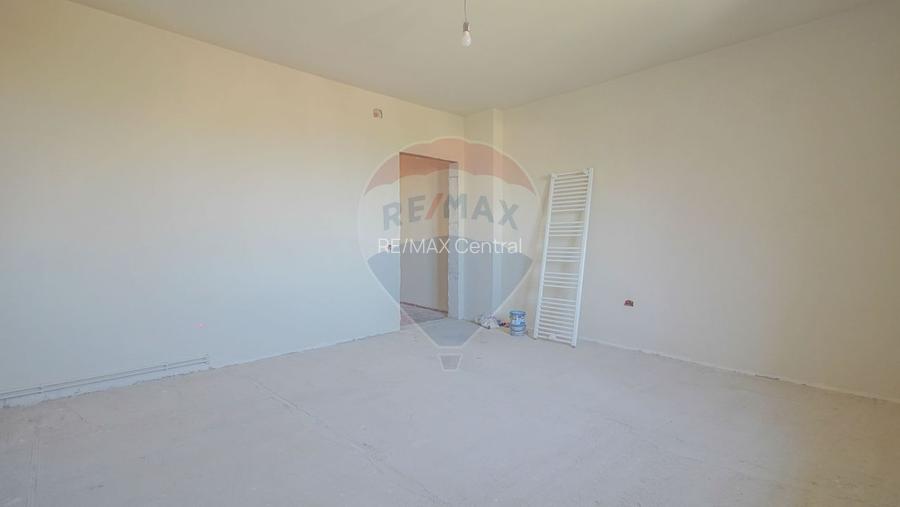 Casă cu potențial în Centrul Civic Brașov | 4 camere - 6