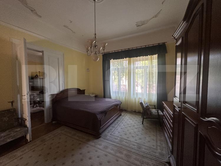 Casă cu două apartamente, 221 mp, zona Semicentral