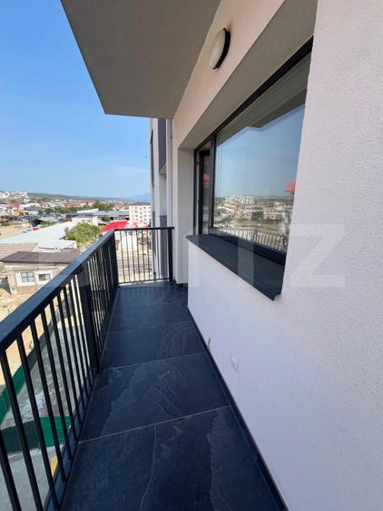 Apartament 3 camere, 65 mp, zona Decebal