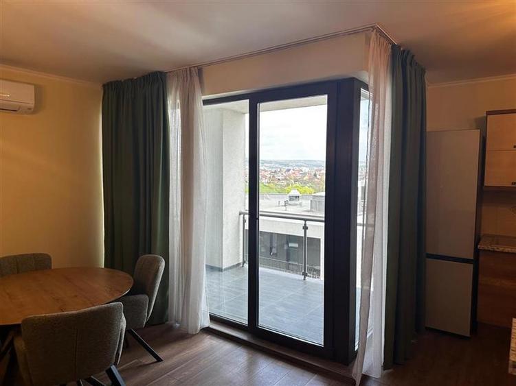 Vanzare apartament 3 camere de LUX locatie de exceptie Iulius Mall Gheorgheni, C