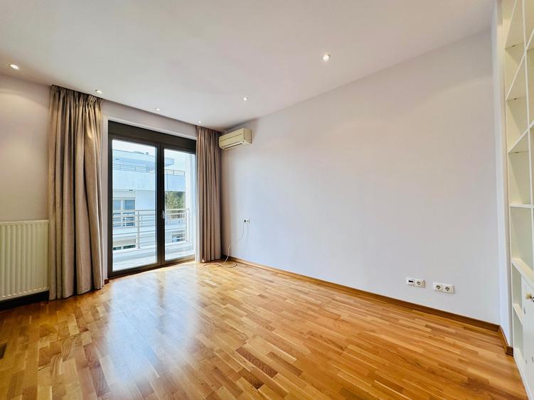INCHIRIERE vila Baneasa || ponton privat || piscina naturala