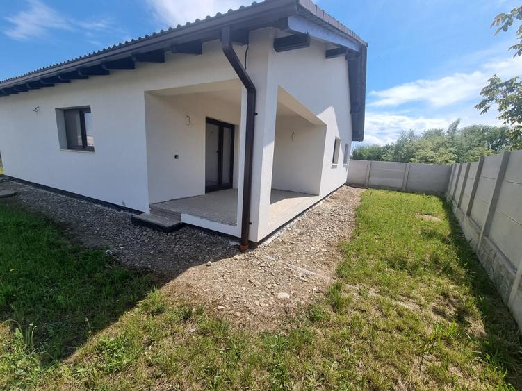 Casă individuală modernă, 3 camere, 454 mp teren, finisaje premium