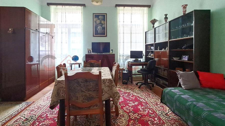 Apartament cu 3 camere, 68 mp utili + terasă 15 mp, Parcare, Zonă Centrală!!