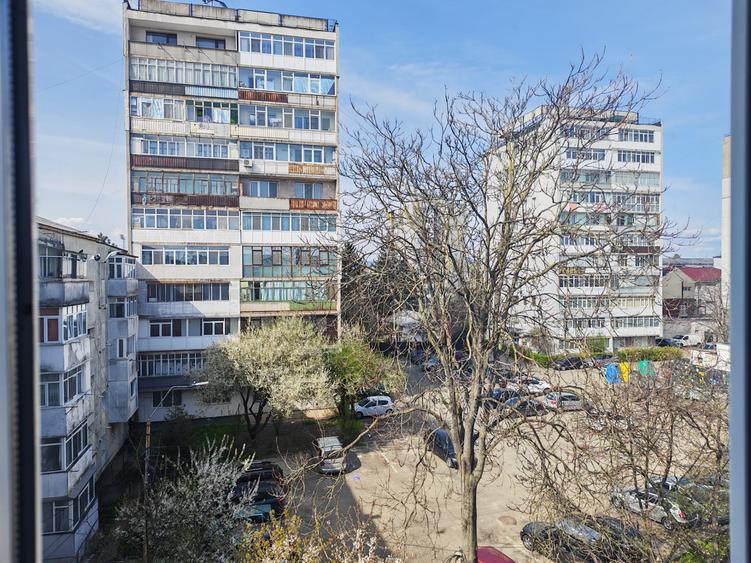 Apartament 3 camere zona Zimbru