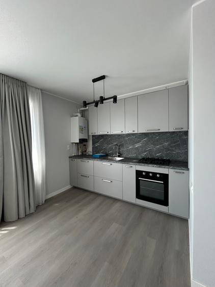 Apartament cu 3 camere complet mobilat, in bloc nou!