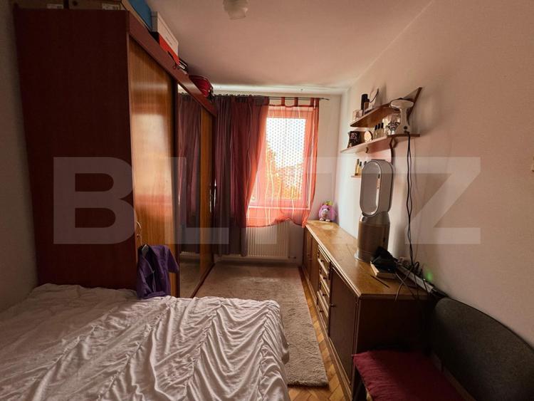 Apartament de vanzare, cu 3 camere decomandat, 61 mp, zona Progresul