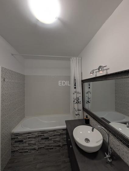 Apartament 3 camere, gradina, parcare, zona Teilor