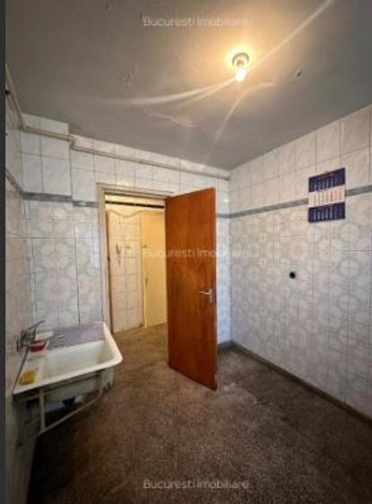 Titan,PARC Liviu Rebreanu Metrou,parter/4 + balcon,DECOMANDAT,spatios