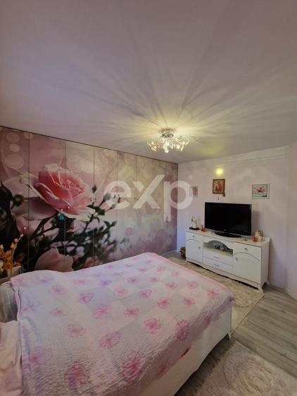 Casă de vânzare 225 mp ,Mărginenii de Sus , DB