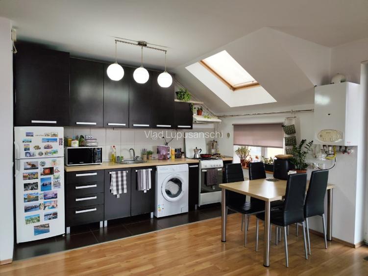 Apartament 2 camere spatios si luminos in Floresti str Florilor - 13