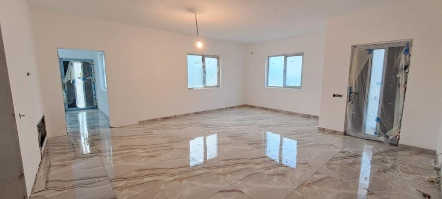 Dragomiresti Deal, casa 4 camere, teren 500 mp, utilitati, COMISION 0%