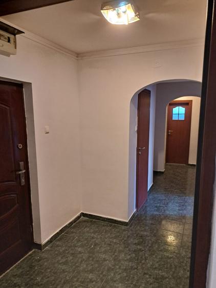 3 CAMERE  |  TOMIS NORD  |  CIRESICA