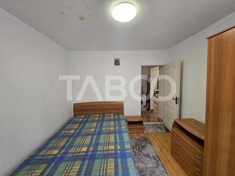 Apartament de inchiriat decomandat 2 dormitoare Vasile Aaron Sibiu