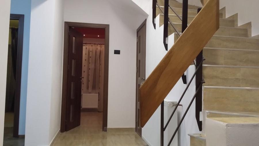 Casă 4 camere, 150 mp utili, teren 120 mp, zonă Centrală