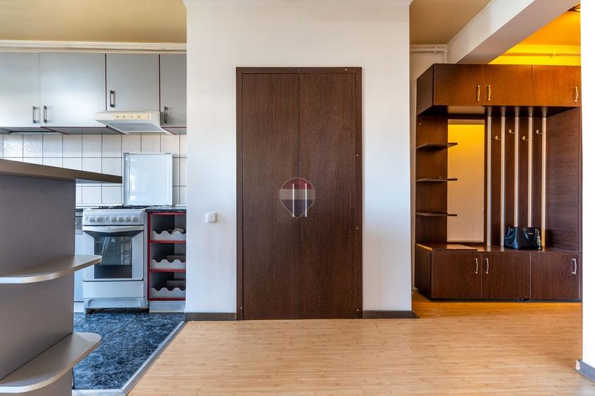 Apartament cu 2 camere, 53MP, Garaj, Boxa, Comision 0%