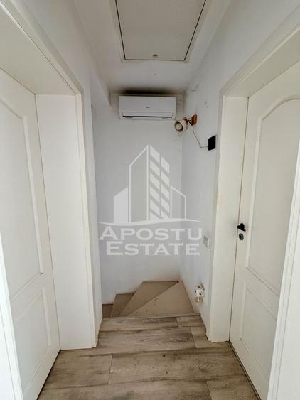 Triplex cu 3 camere, la asfalt, zona Braytim
