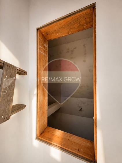 Casa cu 6 camere de vânzare în Negri jud. Bacau / posibilitate duplex