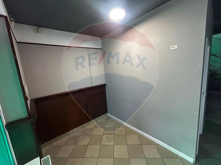 DE INCHIRIAT- Spatiu comercial de 100mp de inchiriat - b-dul Traian