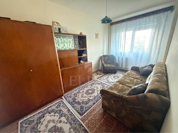 Apartament 4 camere în zona CALEA FLORESTI