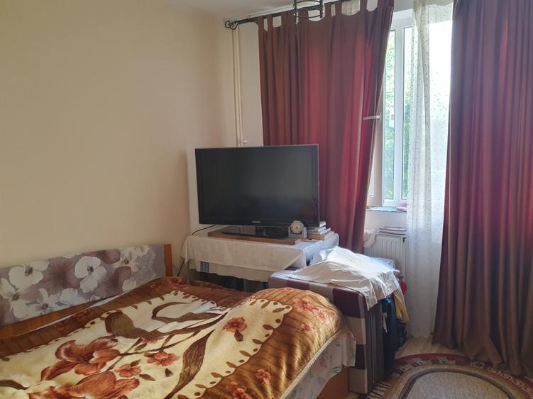 Vanzare- 3 camere-Dr Taberei-Parva-dec-3/4-CT-boxa-bl 72-termopan-125000 E