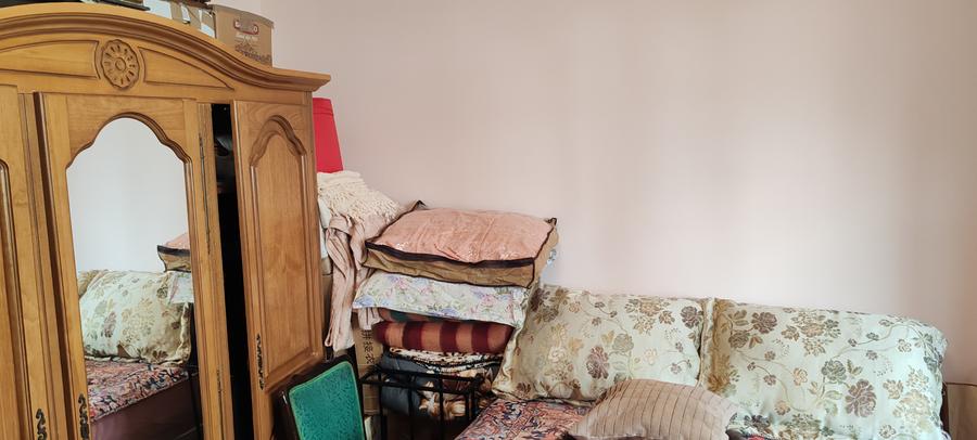 Oltenitei-Martisor, ap. 2 camere, 6/10, imbunatatiri, 110000 Euro.