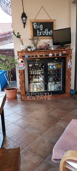 Duplex în Mosnita Noua situat în apropiere de drumul principal.
