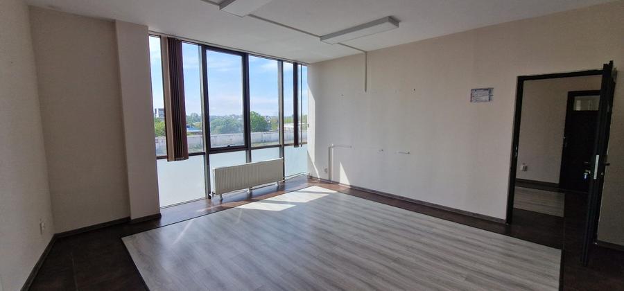 Spatiu comercial ideal activitati liberale.