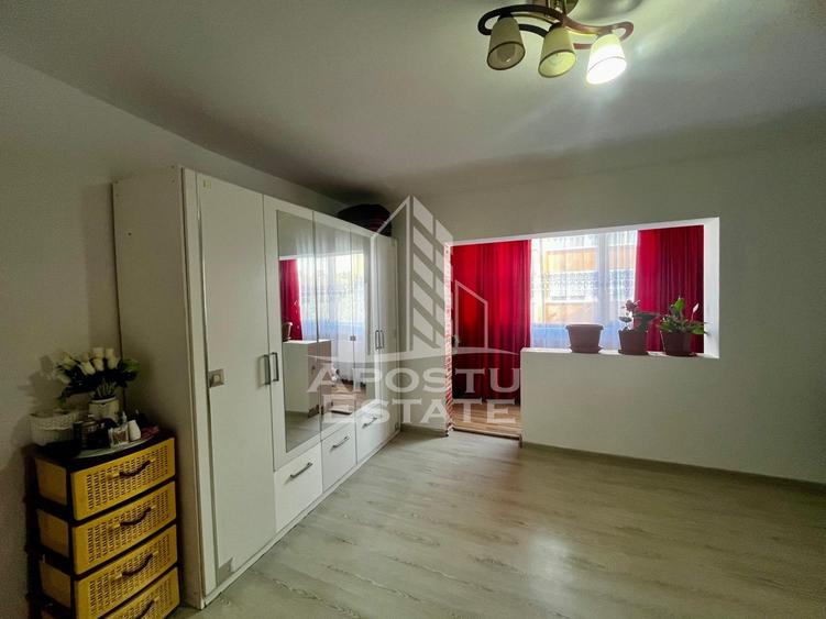 Apartament 3 camere,etaj 3,zona UMT