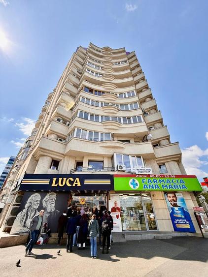 Piata Victoriei – vizavi de Guvern - Birou 3 camere/ Receptie