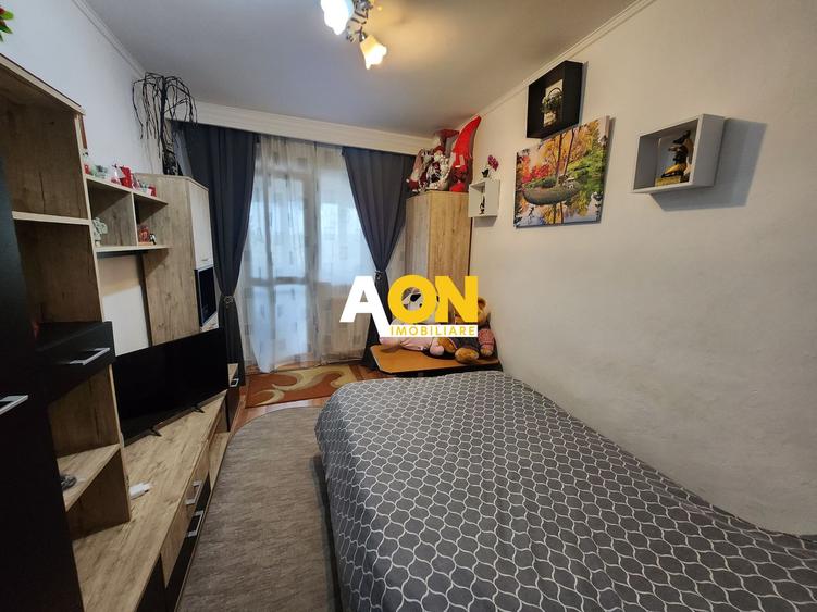 Apartament cu scara interioara, 4 camere, zona OMV Cetate