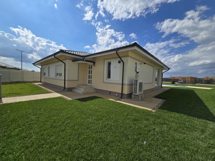 Casă Premium | 1.010 mp teren |Piscină | Fotovoltaice 14 kWp