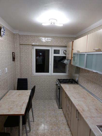 Apartament 3 camere/ 2 minute de metrou