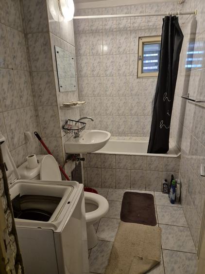 Apartament 3 camere în Răcădău
