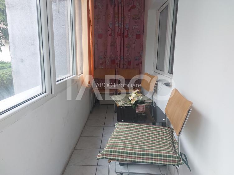 Apartament cu 2 camere decomandate si balcon de inchiriat in Strand - 14