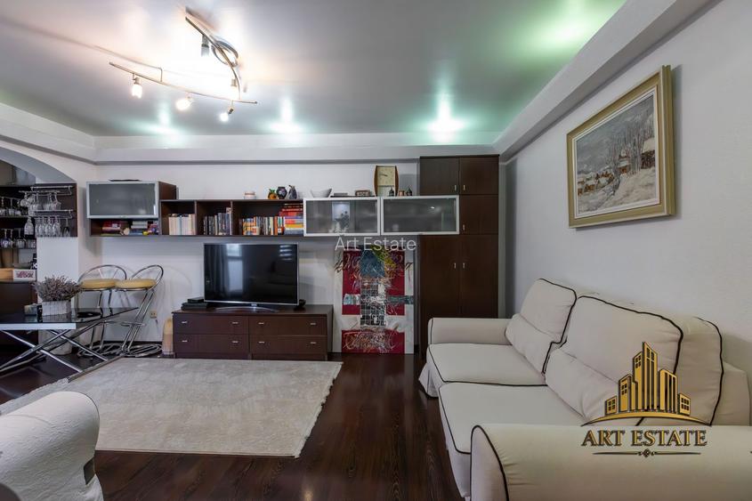 🏢 Apartament 3 camere de vânzare – Bulevardul Alexandru cel Bun