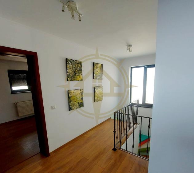 DOM00279 - Vila de vanzare 4 camere Samurcasi