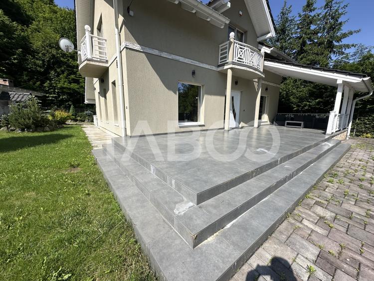 Casa de vacanta moderna Valea Avrigului teren 1108 mp dotari premium