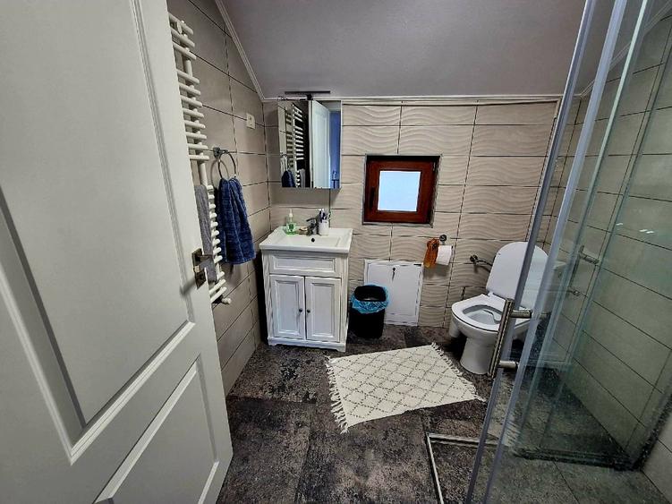 Casa individuala cu garaj