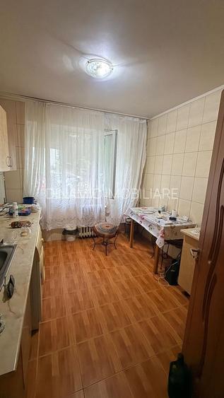 DRISTOR-METROU, 3 camere, Decomandate, 138.000euro - 3