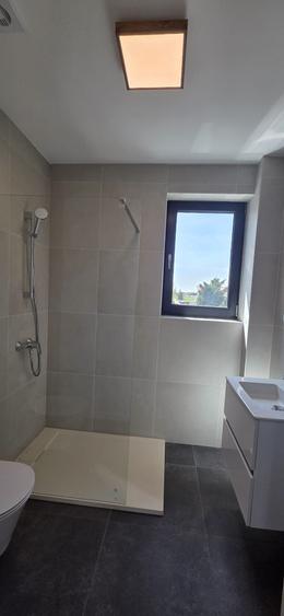Pipera : Vila townhouse noua , cu 4 camere ,aproape de American School !
