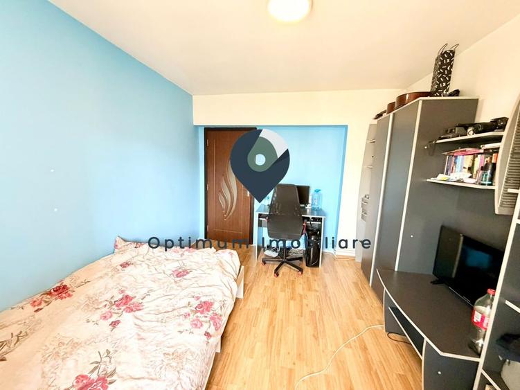 Apartament cu 3 camere, 2 bai in Manastur, zona Ion Mester !