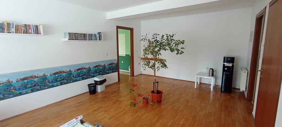 Spatiu birou 3 camere et 1 in cladire birouri zona Iancului metrou