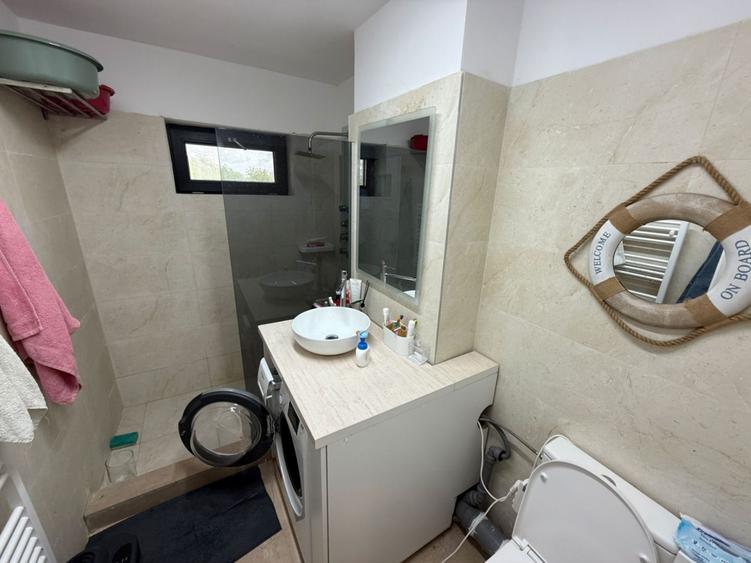 Apartament 3 camere zona Mamaia Nord