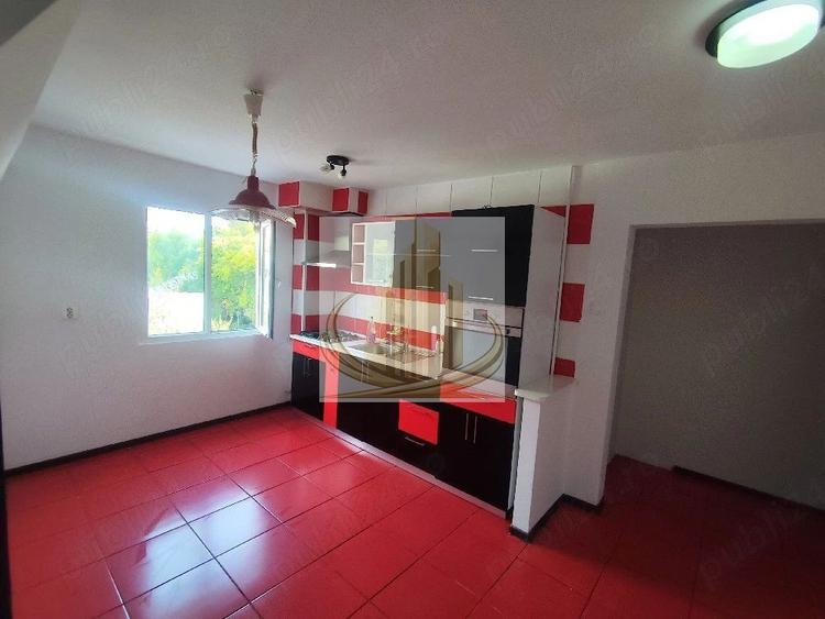 Vand apartament 3 camere strada covasna Brâncoveanu